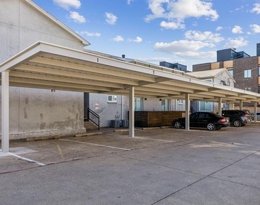 4627 Munger Avenue - Photo Thumbnail 9