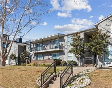 4627 Munger Avenue - Photo Thumbnail 1
