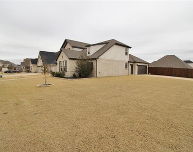 218 Mockingbird Drive - Photo Thumbnail 26