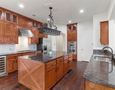 2417 Brenham Drive - Photo Thumbnail 7