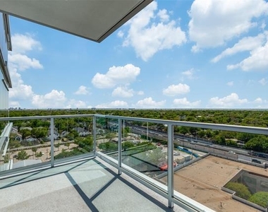 8119 Douglas Avenue - Photo Thumbnail 11