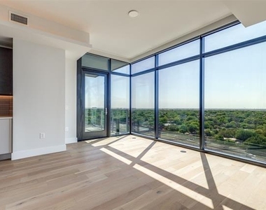 8119 Douglas Avenue - Photo Thumbnail 4