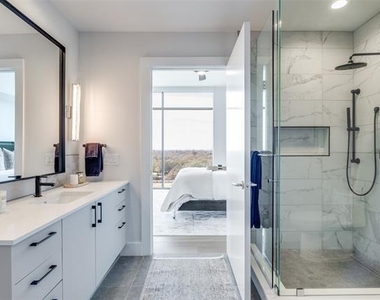 8119 Douglas Avenue - Photo Thumbnail 9