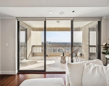 5909 Luther Lane - Photo Thumbnail 24