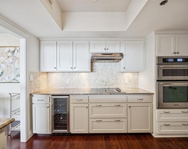 5909 Luther Lane - Photo Thumbnail 7
