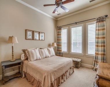 2782 Montreaux Drive - Photo Thumbnail 16