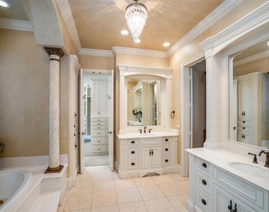 2782 Montreaux Drive - Photo Thumbnail 13