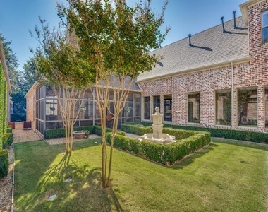 2782 Montreaux Drive - Photo Thumbnail 20