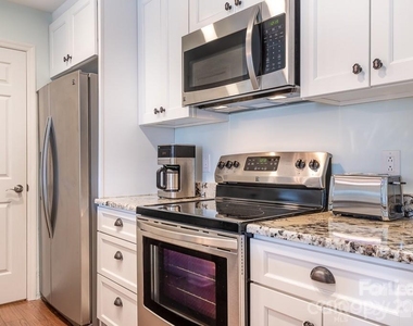 18709 Nautical Drive - Photo Thumbnail 22