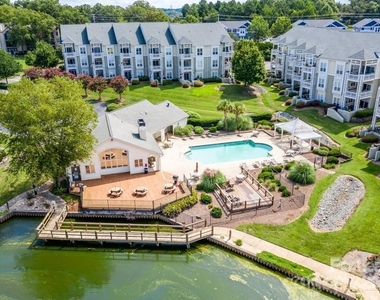 18709 Nautical Drive - Photo Thumbnail 5