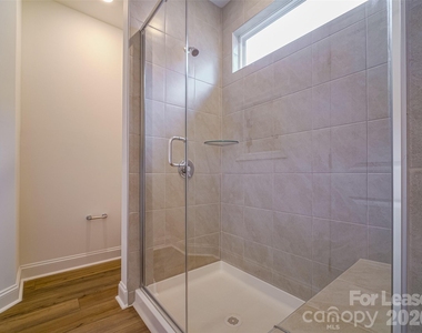 1535 Pebble Shore Lane - Photo Thumbnail 11