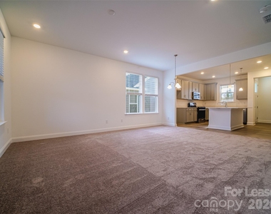 1535 Pebble Shore Lane - Photo Thumbnail 7