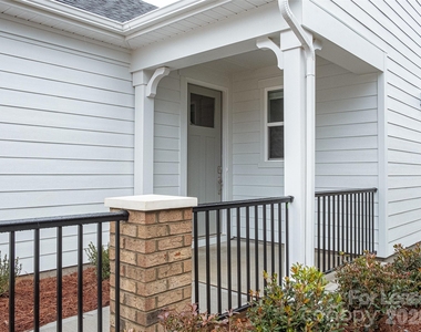 1535 Pebble Shore Lane - Photo Thumbnail 18