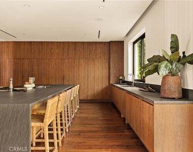 4930 Edgerton Avenue - Photo Thumbnail 6