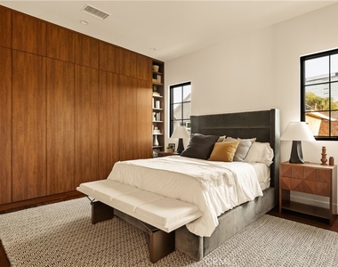 4930 Edgerton Avenue - Photo Thumbnail 19