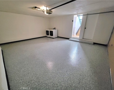 17148 Escalon - Photo Thumbnail 22