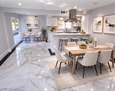 17148 Escalon - Photo Thumbnail 2