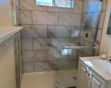 6841 Mohawk Street - Photo Thumbnail 13