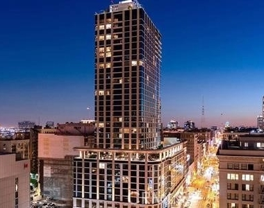 400 S Broadway - Photo Thumbnail 11