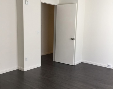 17022 Sandra Lee Lane - Photo Thumbnail 13