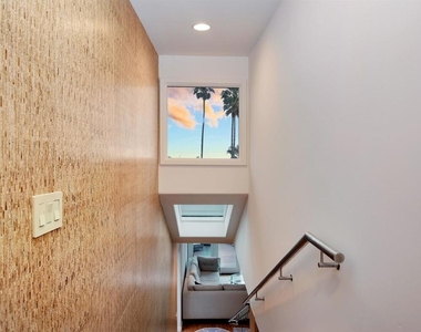152 7th Street - Photo Thumbnail 18