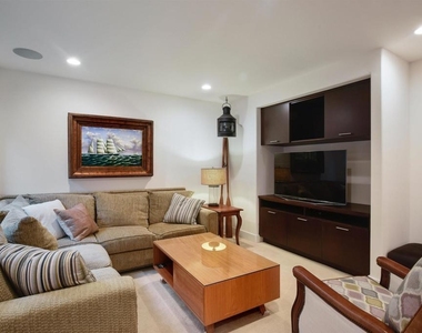 152 7th Street - Photo Thumbnail 20