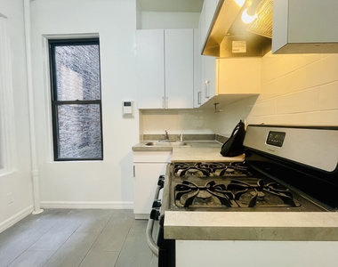 109 E 88 at Park Avenue - Photo Thumbnail 1