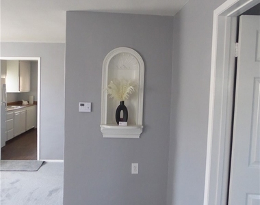 862 E H Street - Photo Thumbnail 1