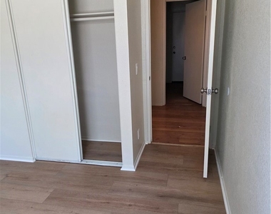 43516 32nd Street E - Photo Thumbnail 15