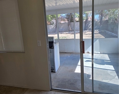 43516 32nd Street E - Photo Thumbnail 5
