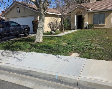 43516 32nd Street E - Photo Thumbnail 1