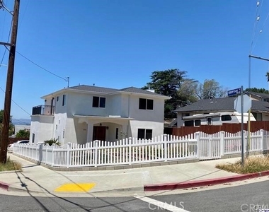 10303 Pinyon Avenue - Photo Thumbnail 1