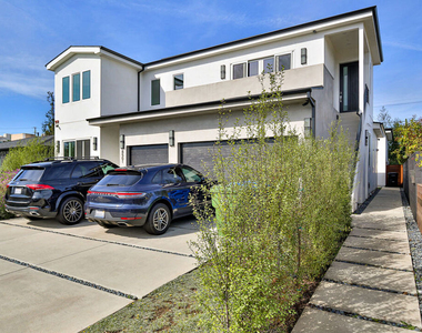 8505 Belford Avenue - Photo Thumbnail 1