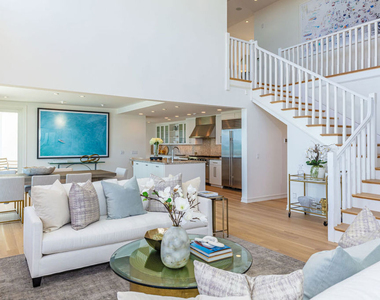 24314 Malibu Road - Photo Thumbnail 11