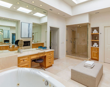 24314 Malibu Road - Photo Thumbnail 26