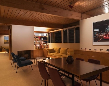 7820 Mulholland Drive - Photo Thumbnail 26