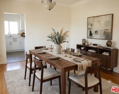 1239 S Hudson Avenue - Photo Thumbnail 2
