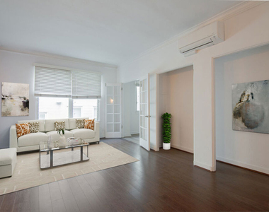 1201 N Crescent Heights Boulevard - Photo Thumbnail 2