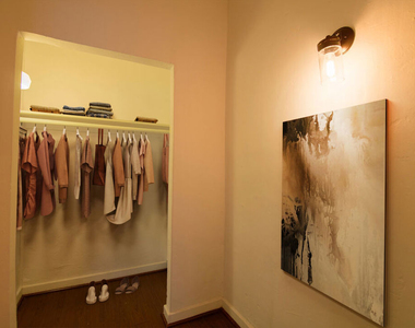 1201 N Crescent Heights Boulevard - Photo Thumbnail 7