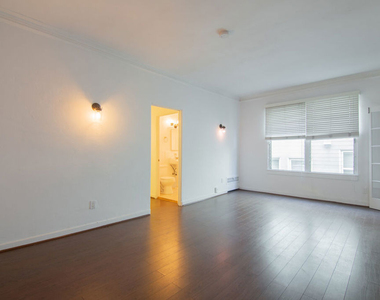 1201 N Crescent Heights Boulevard - Photo Thumbnail 1
