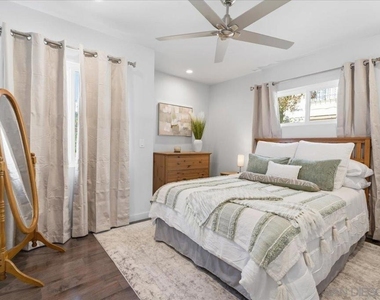 5447 Soledad Rd - Photo Thumbnail 18