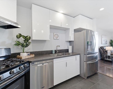 5447 Soledad Rd - Photo Thumbnail 11