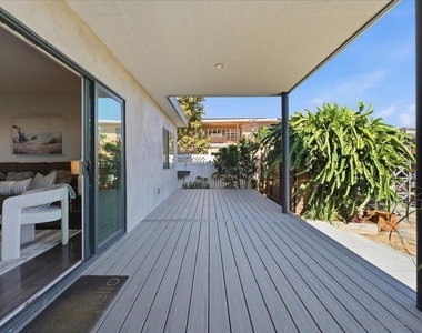 5447 Soledad Rd - Photo Thumbnail 21
