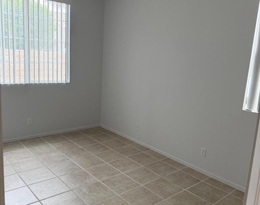 47780 Sumac Street - Photo Thumbnail 12