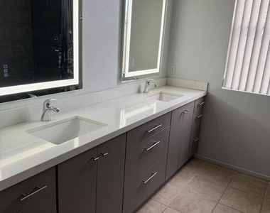 47780 Sumac Street - Photo Thumbnail 8