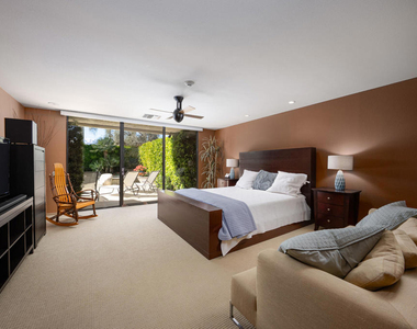 52 Princeton Drive - Photo Thumbnail 15
