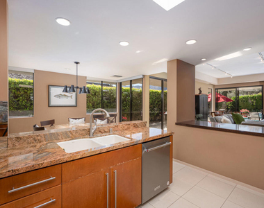52 Princeton Drive - Photo Thumbnail 13