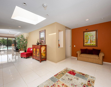 52 Princeton Drive - Photo Thumbnail 4