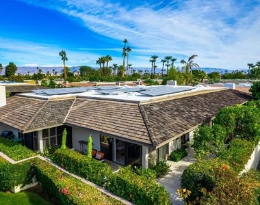 1 Briarcliff Court - Photo Thumbnail 4