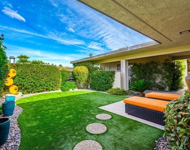 1 Briarcliff Court - Photo Thumbnail 9